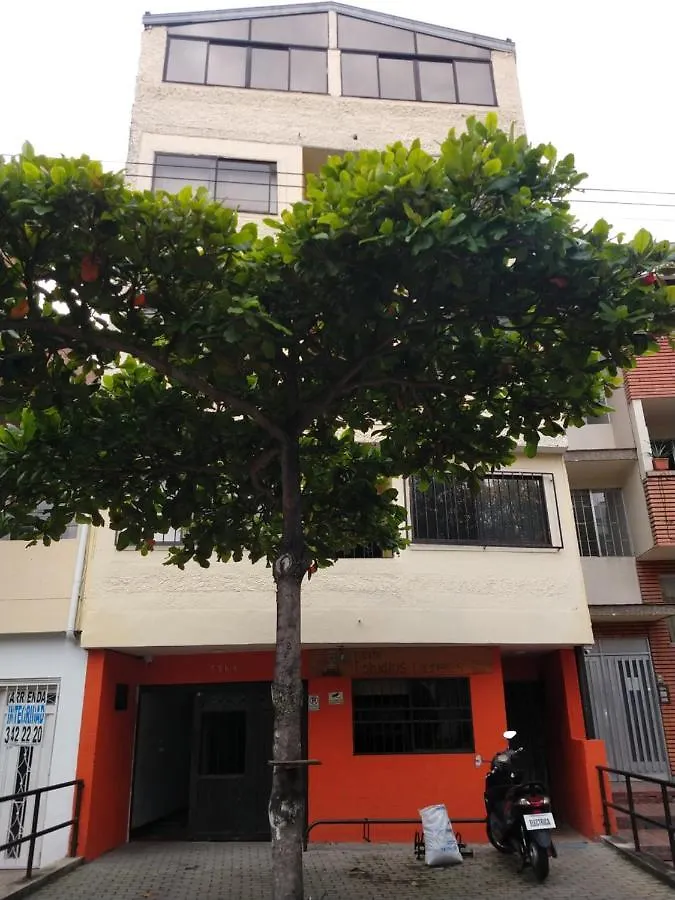 Habita Estudios Laureles Medellin Inn